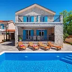 Cozy In Privlaka (Zadar)